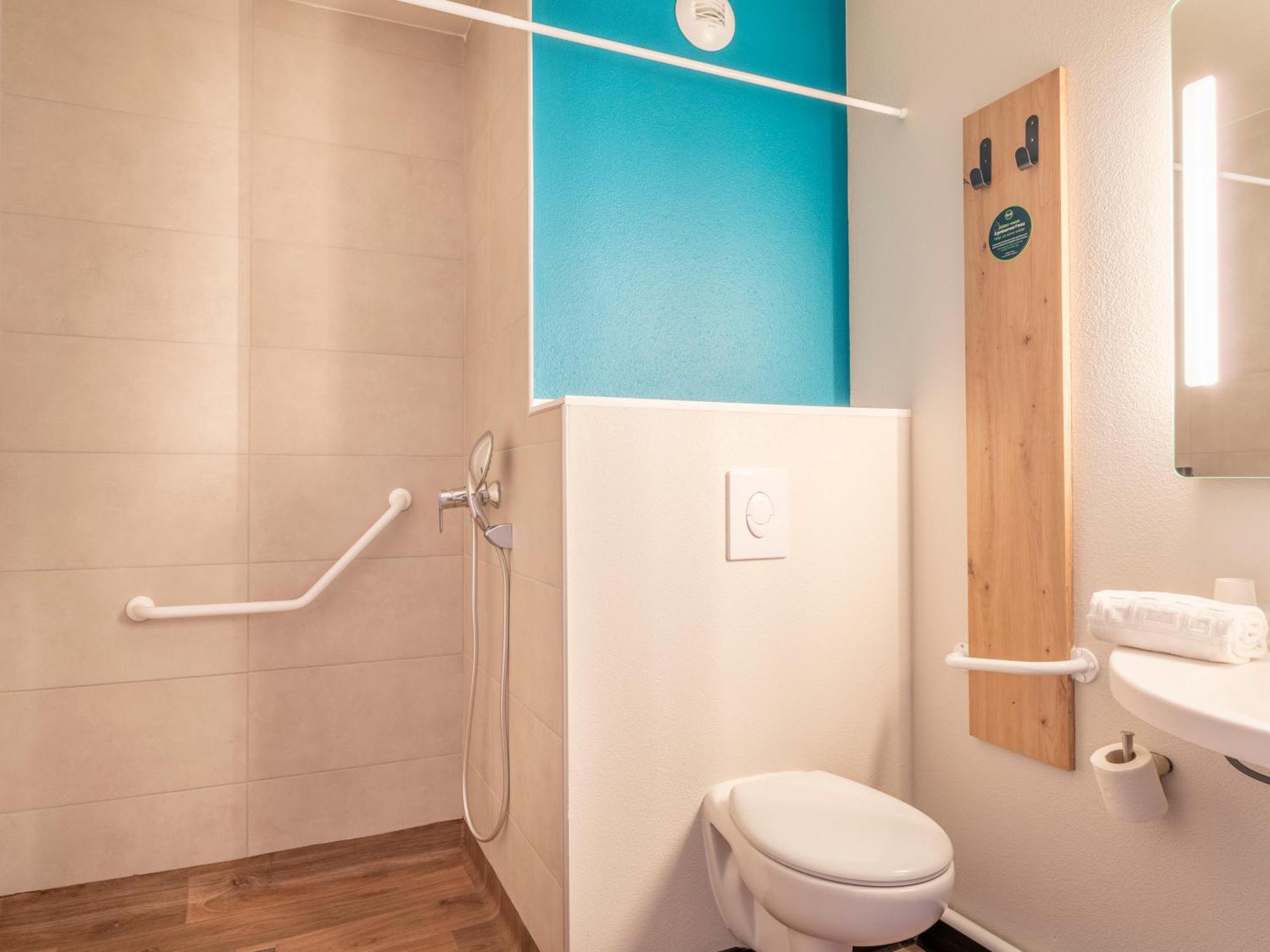 B&B Hotel Saint-Martin-De-Crau Alpilles Camargue Buitenkant foto