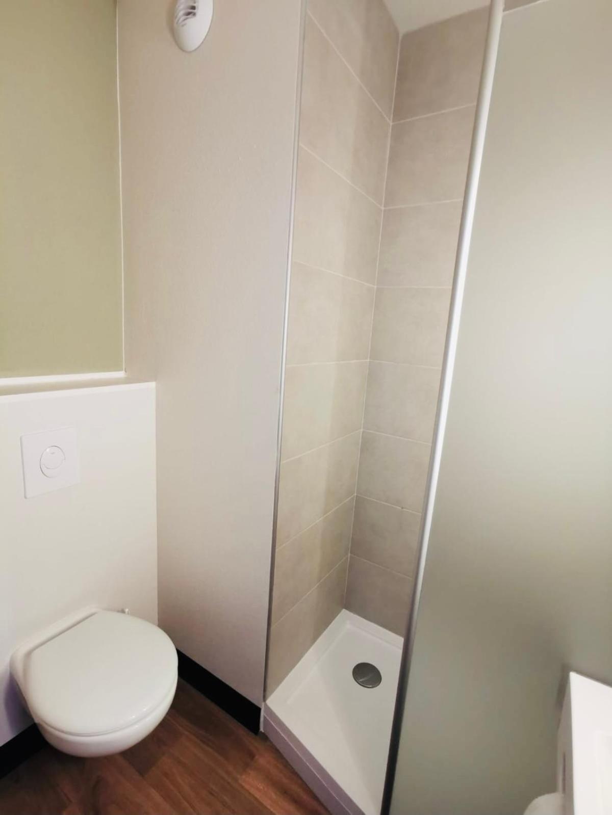 B&B Hotel Saint-Martin-De-Crau Alpilles Camargue Buitenkant foto